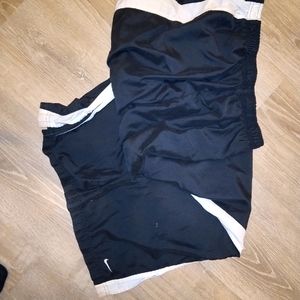 Nike 12-14  Black / White Stripe Women's Large Athletic Wind Pants